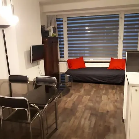 Sandettie 301 Nabij Zeedijk Voor Max 4 Personen *