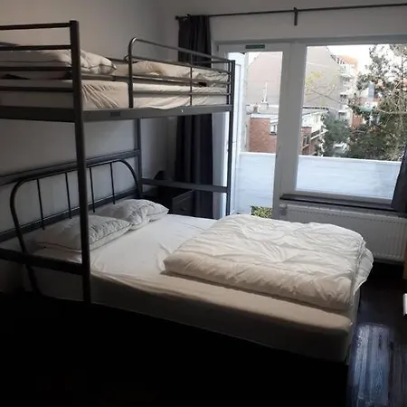 Sandettie 301 Nabij Zeedijk Voor Max 4 Personen