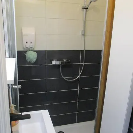 Sandettie 301 Nabij Zeedijk Voor Max 4 Personen * Nieuwpoort